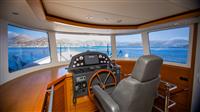 NORTH YACHTS PILOT HOUSE