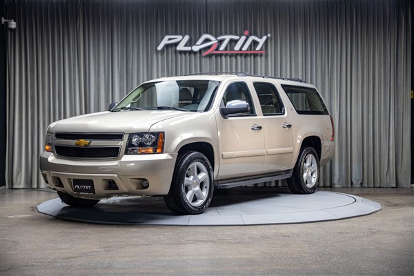 CHEVROLET SUBURBAN
